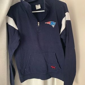 Quarter zip pull over